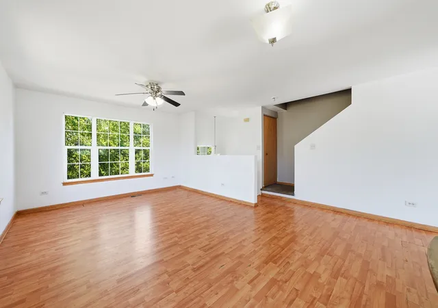 Photo 4 of Condo for sale at 531 Meadow Lily Dr, Joliet, IL 60431 | MLS# 12705303 | Listing updated on 2026-08-17