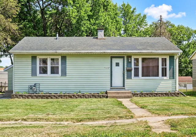 1st image of 1510 Winter Dr, Freeport, IL 61032 | MLS# 12705304