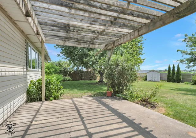 Photo 3 of Single family home for sale at 1521 Lady Brunetta Rd, Bourbonnais, IL 60914 | MLS# 12705326 | Listing updated on 2026-09-27