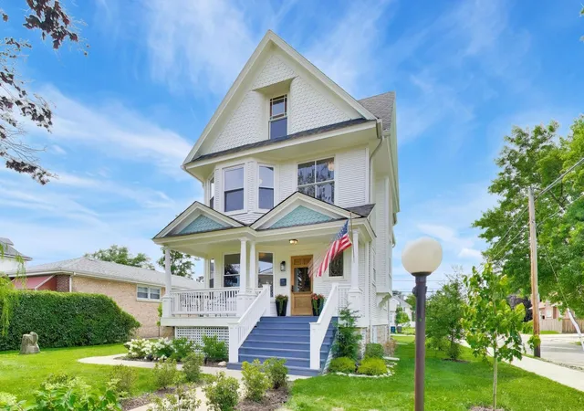 3rd image of 400 S 16Th St, Maywood, IL 60153 | MLS# 12705350