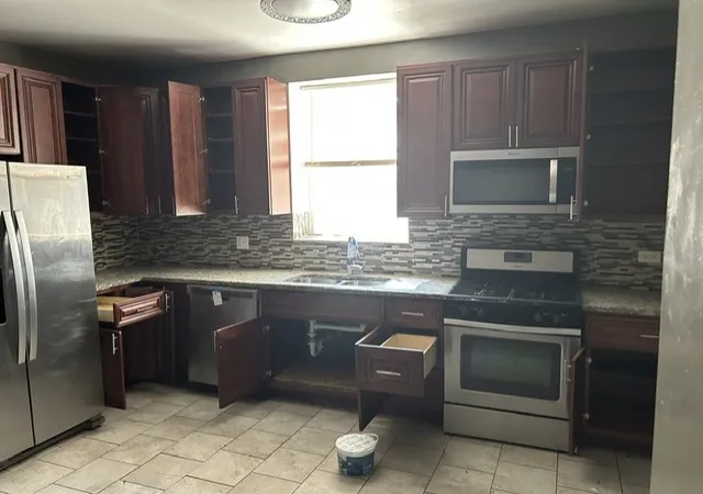 Photo 3 of Sale Pending at 7648 S Luella Ave, Chicago, IL 60649 | MLS# 12705372 | Listing updated on 2026-07-29