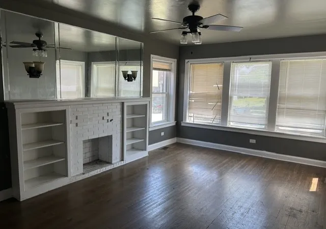 Photo 4 of Sale Pending at 7648 S Luella Ave, Chicago, IL 60649 | MLS# 12705372 | Listing updated on 2026-07-29