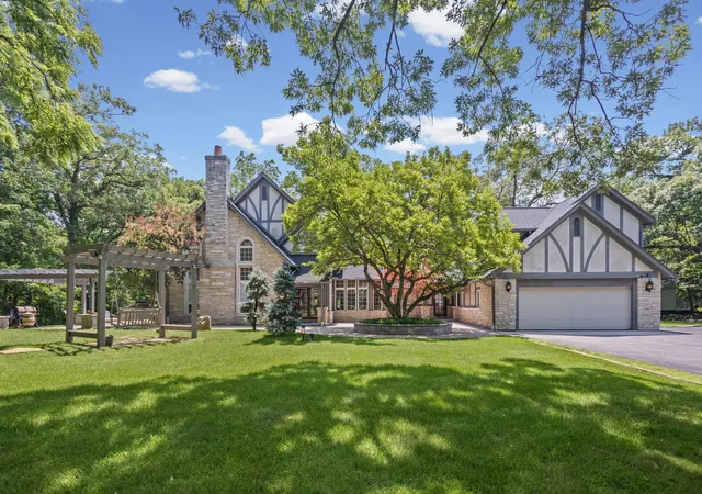 1st image of 12307 S Hobart St, Palos Park, IL 60464 | MLS# 12705414