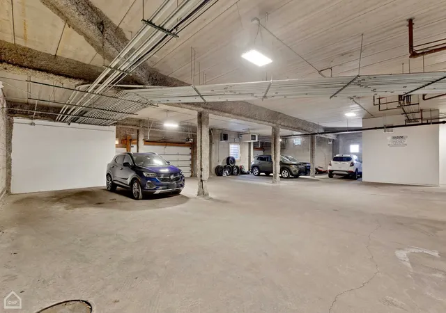 32nd image of 4705 S Champlain Ave #204, Chicago, IL 60615 | MLS# 12705458