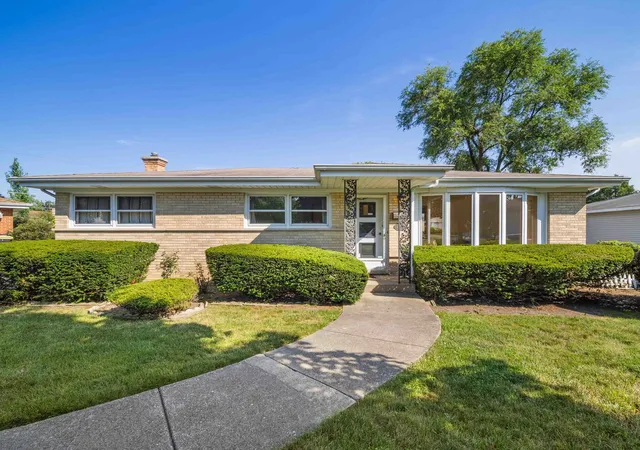 1st image of 2531 William Ave, Glenview, IL 60025 | MLS# 12705471