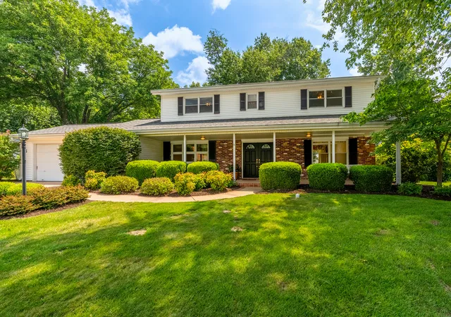 2nd image of 107 N Lark Ln, Carbondale, IL 62901 | MLS# 12705505