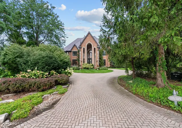 Photo 2 of Mansion for sale at 33 Hidden Brk Dr, North Barrington, IL 60010 | MLS# 12705515 | Listing updated on 2026-09-13