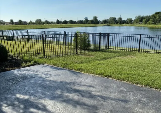 Listing Photo 2 - Condo for sale in building located at 366 Millbridge Dr, Sycamore, IL 60178