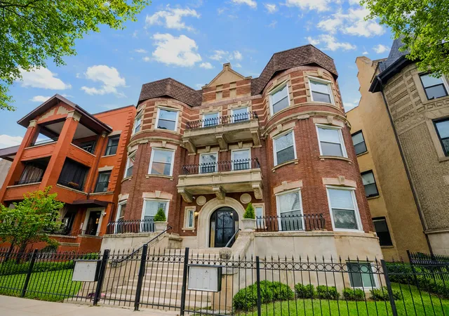 2nd image of 4518 S King Dr, Chicago, IL 60615
