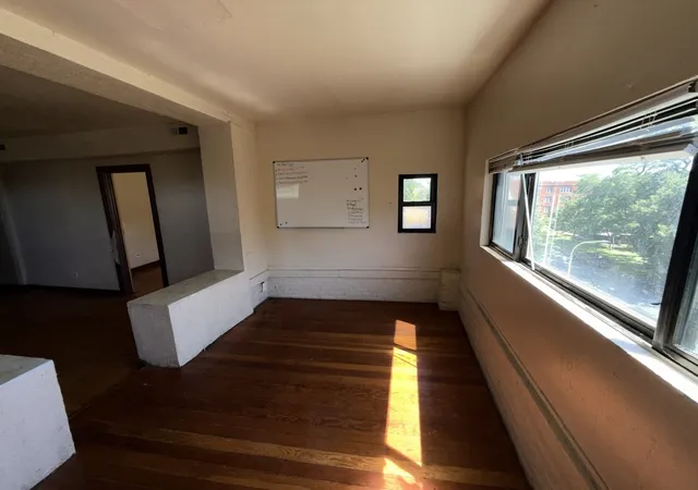 13th image of 5920 S Calumet Ave, Chicago, IL 60637 | MLS# 12705602