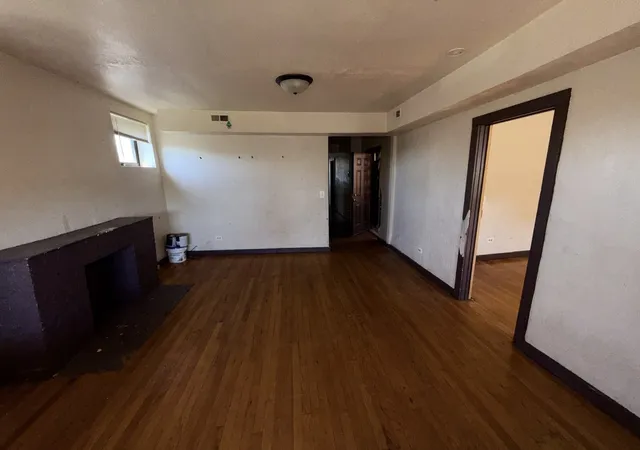 Photo 2 of Sale Pending at 5920 S Calumet Ave, Chicago, IL 60637 | MLS# 12705602 | Listing updated on 2026-08-04
