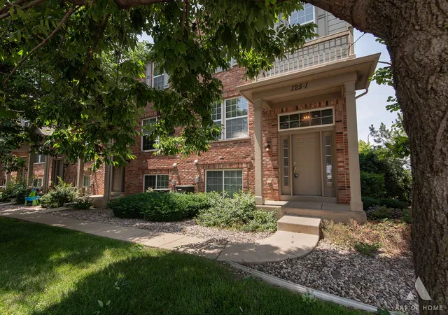 Photo 1 of Sale Pending at 125 Bristol Ln #1, Wood Dale, IL 60191 | MLS# 12705620 | Listing updated on 2026-09-16