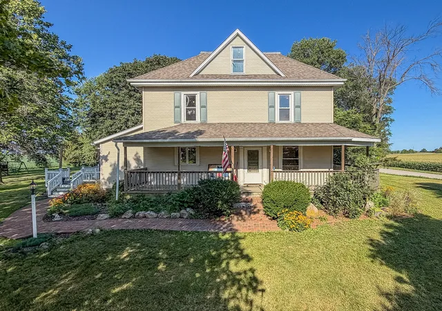 Photo 4 of Single family home for sale at 23 E 1500 North Rd, Cisco, IL 61830 | MLS# 12705645 | Listing updated on 2026-09-29