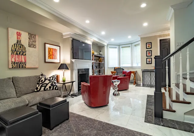 Photo 2 of Single family home for sale at 111 W Elm St, Chicago, IL 60610 | MLS# 12705648 | Listing updated on 2026-10-08