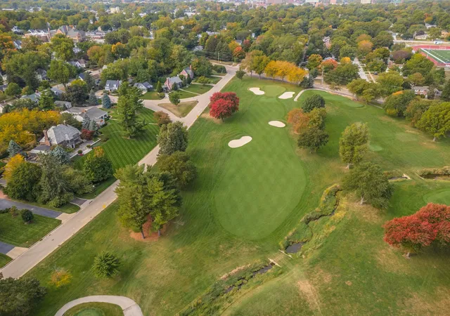 Photo 4 of Single family home for sale at 304 Perrin Ave, Bloomington, IL 61701 | MLS# 12705778 | Listing updated on 2026-09-28