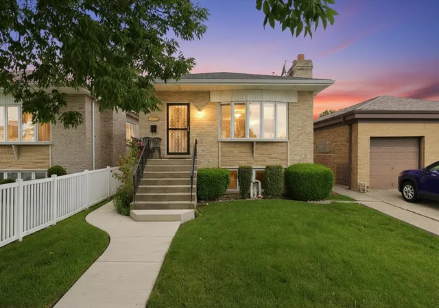 Photo 1 of Single family home for sale at 4818 N Sayre Ave, Chicago, IL 60656 | MLS# 12705780 | Listing updated on 2026-09-28