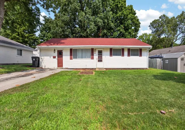 1st image of 29 Norwood Dr, Normal, IL 61761 | MLS# 12705796