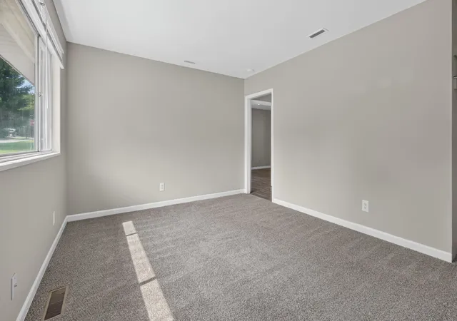 2nd image of 29 Norwood Dr, Normal, IL 61761 | MLS# 12705796
