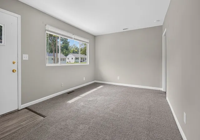Photo 3 of Single family home for sale at 29 Norwood Dr, Normal, IL 61761 | MLS# 12705796 | Listing updated on 2026-09-12