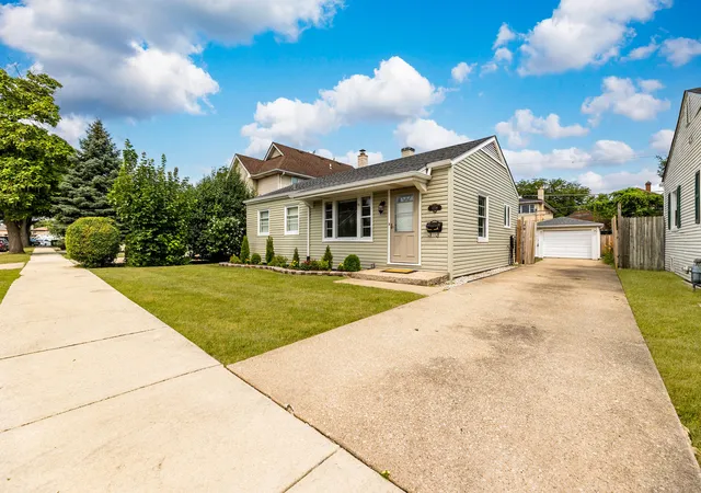 2nd image of 8708 44th Pl, Lyons, IL 60534 | MLS# 12705799