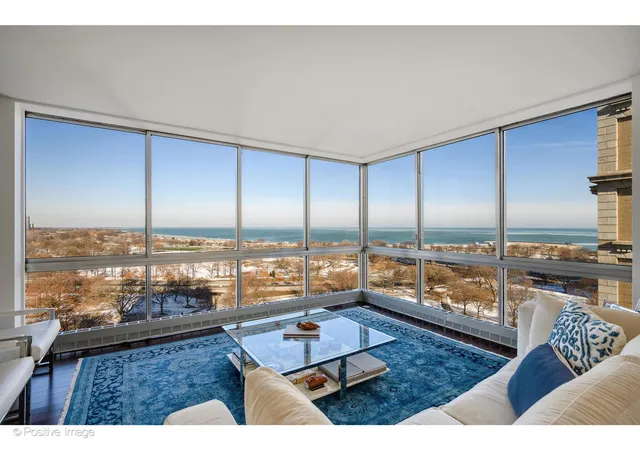 2nd image of 1555 N Dearborn Pkwy #14AB, Chicago, IL 60610 | MLS# 12705827