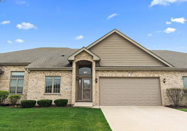 2nd image of 13905 Breanne Ln #13905, Homer Glen, IL 60491 | MLS# 12705872