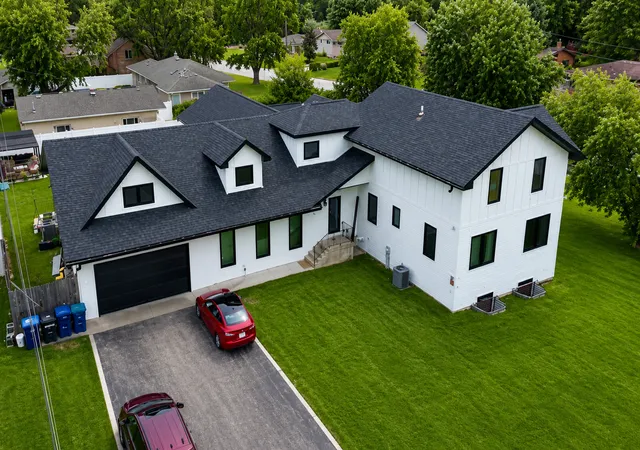 Photo 2 of Single family home for sale at 8501 S 84th Avenue, Hickory Hills, IL 60457 | MLS# 12705898 | Listing updated on 2026-08-25