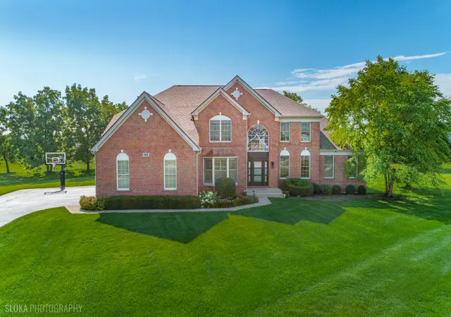 Photo 1 of Single family home for sale at 23 Crystal Downs Dr, Hawthorn Woods, IL 60047 | MLS# 12705915 | Listing updated on 2026-10-05