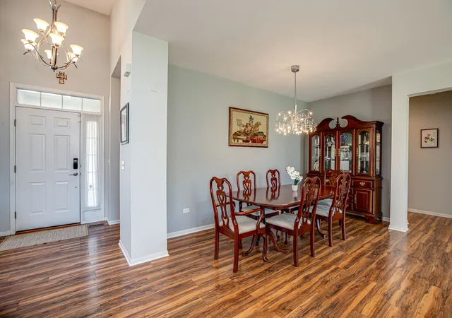 3rd image of 1861 Foxridge Ct, Aurora, IL 60502 | MLS# 12705918