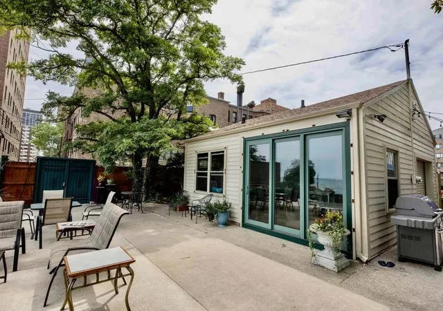 30th image of 2666 E 73rd St #8W, Chicago, IL 60649 | MLS# 12705984
