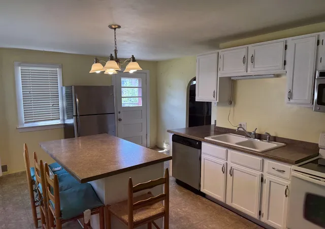 Photo 2 of Sale Pending at 332 N Jones Ave, Amboy, IL 61310 | MLS# 12706003 | Listing updated on 2026-09-27