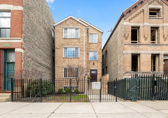 1st image of 1436 N Bosworth Ave #2, Chicago, IL 60642 | MLS# 12706036
