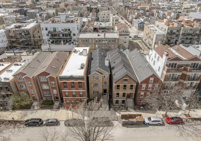 2nd image of 1436 N Bosworth Ave #2, Chicago, IL 60642 | MLS# 12706036