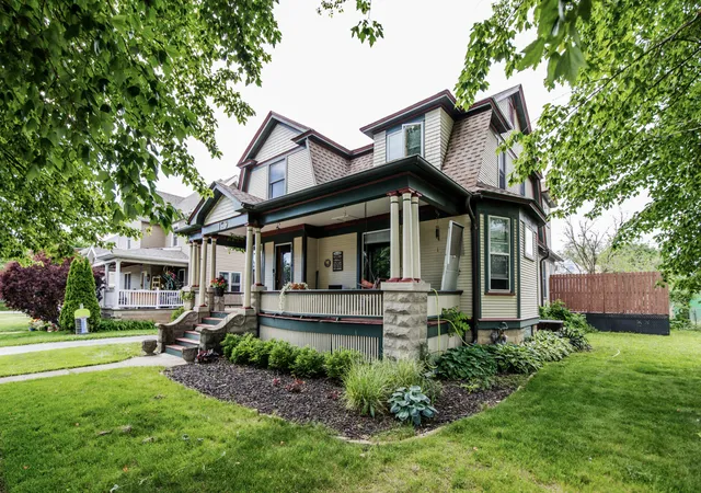 Single family home for sale at 109 W North St, Peotone, IL 60468 | MLS# 12706149
