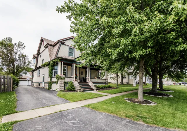 Photo 2 of Single family home for sale at 109 W North St, Peotone, IL 60468 | MLS# 12706149 | Listing updated on 2026-08-05