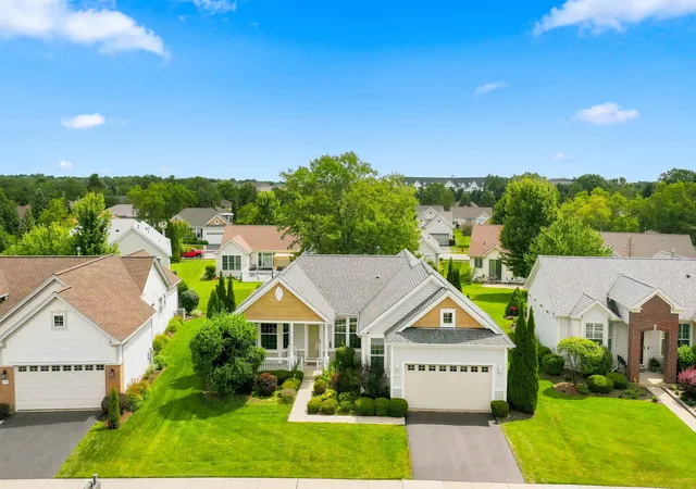 2nd image of 12352 Cold Springs Dr, Huntley, IL 60142 | MLS# 12706153