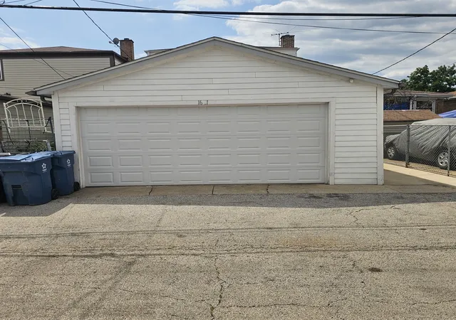 3rd image of 1614 N 44Th Ave, Stone Park, IL 60165 | MLS# 12706157