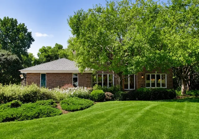 Photo 3 of Sale Pending at 21766 W Hidden Valley Dr, Kildeer, IL 60047 | MLS# 12706275 | Listing updated on 2026-09-29