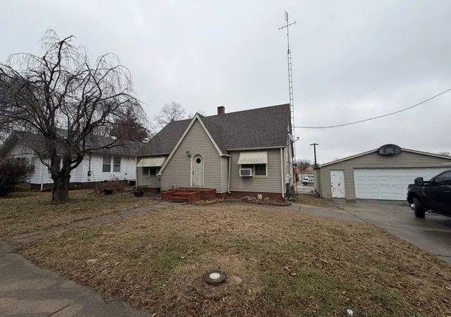 Photo 23 of Single family home for sale at 140 S 4th Street, Albion, IL 62806 | MLS# 12706292 | Listing updated on 2026-07-21