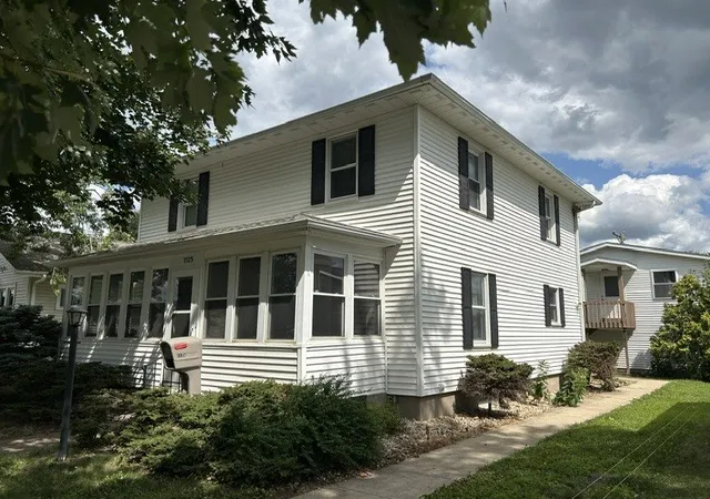 1st image of 1125 15th Ave, Fulton, IL 61252 | MLS# 12706351