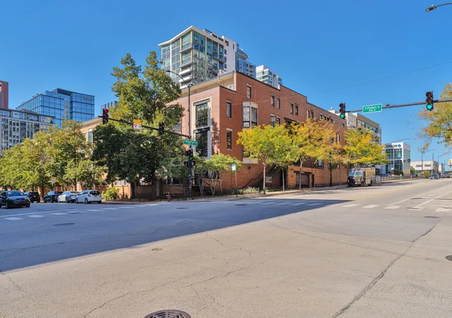 Photo 1 of Townhouse for sale at 310 N Des Plaines St #A, Chicago, IL 60661 | MLS# 12706413 | Listing updated on 2026-10-09