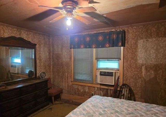 Photo 3 of Sale Pending at 212 W Mchaney St, Harrisburg, IL 62946 | MLS# 12706455 | Listing updated on 2026-09-04