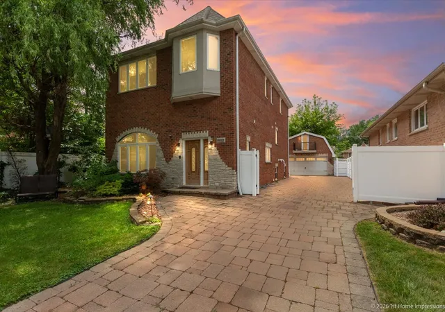 Photo 2 of Single family home for sale at 9832 Rutherford Ave, Oak Lawn, IL 60453 | MLS# 12706466 | Listing updated on 2026-09-08