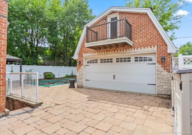 Photo 26 of Single family home for sale at 9832 Rutherford Ave, Oak Lawn, IL 60453 | MLS# 12706466 | Listing updated on 2026-09-08