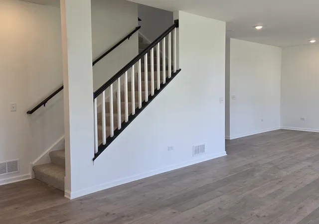 Photo 3 of Single family home for sale at 17320 S Victoria Ln, Lockport, IL 60441 | MLS# 12706484 | Listing updated on 2026-10-17