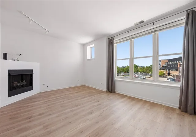 Photo 2 of Condo for sale at 1341 N Halsted St #3N, Chicago, IL 60642 | MLS# 12706629 | Listing updated on 2026-08-17