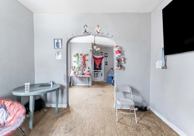 2nd image of 4052 S Campbell Ave, Chicago, IL 60632 | MLS# 12706637
