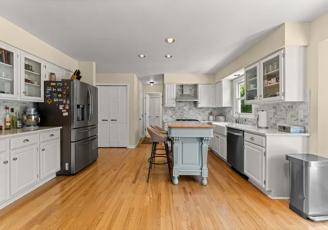 Photo 3 of Single family home for sale at 5n512 Buckskin Trl, St. Charles, IL 60175 | MLS# 12706654 | Listing updated on 2026-09-12