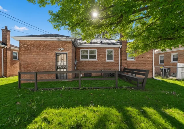 2nd image of 752 E 164Th St, South Holland, IL 60473 | MLS# 12706673