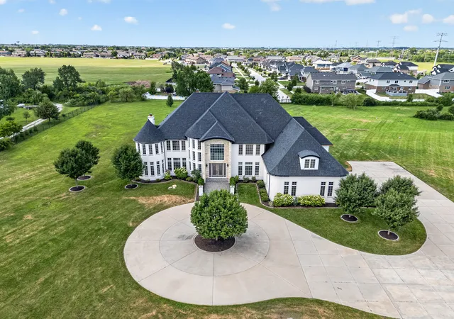 Photo 1 of Mansion for sale at 8520 W Saint Francis Rd, Frankfort, IL 60423 | MLS# 12706677 | Listing updated on 2026-10-23